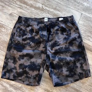 Men's tie dye GAP easy short 9" inseam size XL